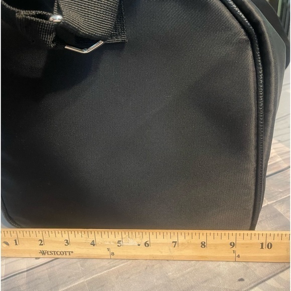 Jimmy Choo Parfum Overnight / Weekend duffel in 🔥EUC🔥 Authentic - Picture 6 of 7